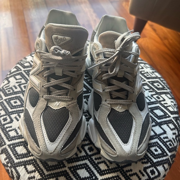 New Balance 9060 Sneakers - Picture 2 of 10